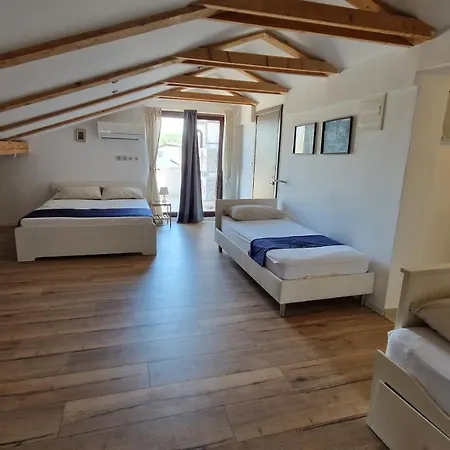 Apartment Alba Ii *