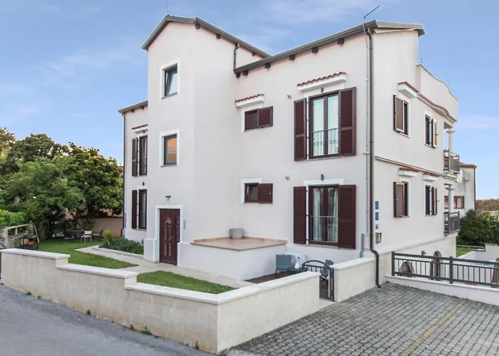 Apartamento Alba Ii Poreč